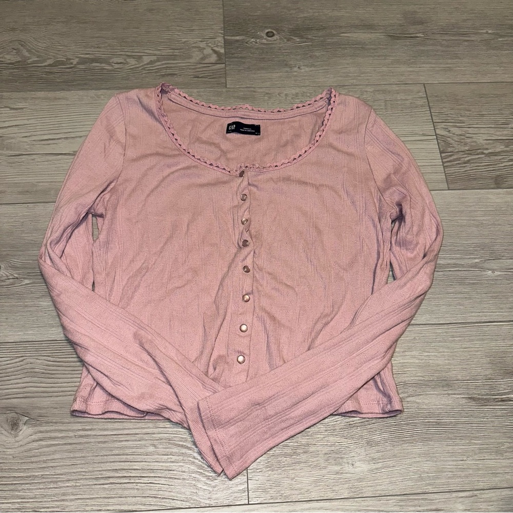 GAP Light Pink Cropped Button Up Women's Long Sleeve Blouse, Size S